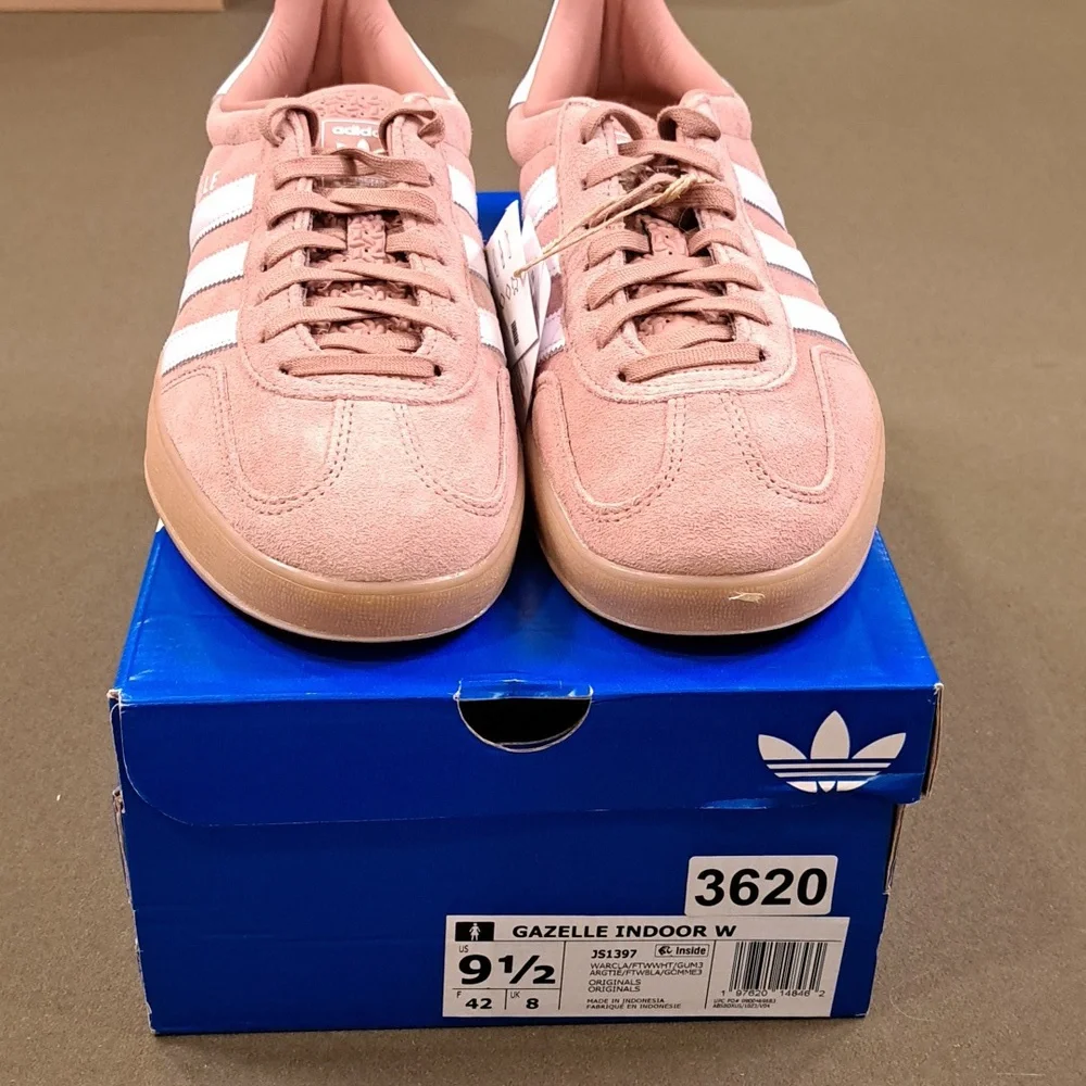 Adidas Gazell Indoor Sneaker - Color: Clay / White - Size: Women 9.5 - Picture 4 of 10